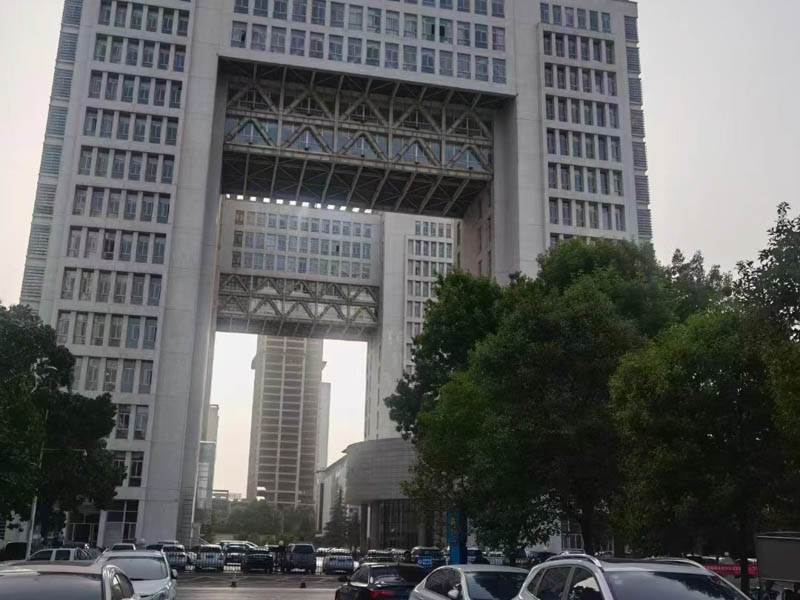 上海取保候审律师今天为您解答律师会见相关内容