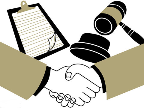 上海交通赔偿律师解析驾照被扣上路出事故能赔吗